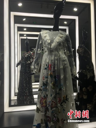 点击进入下一页