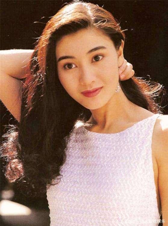 为什么中葡混血女神李嘉欣的颜值，让国内整形明星艺人自愧不如？