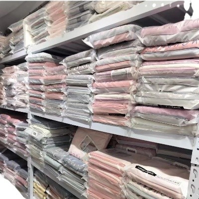 探索谢娜同款服装品牌—从明星效应到市场反响