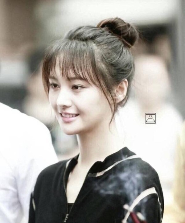 娱乐圈声音最好听的10位女演员！郑爽热巴上榜，第一名犹如天籁！
