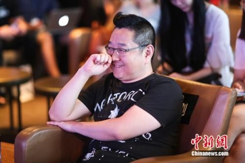 点击进入下一页