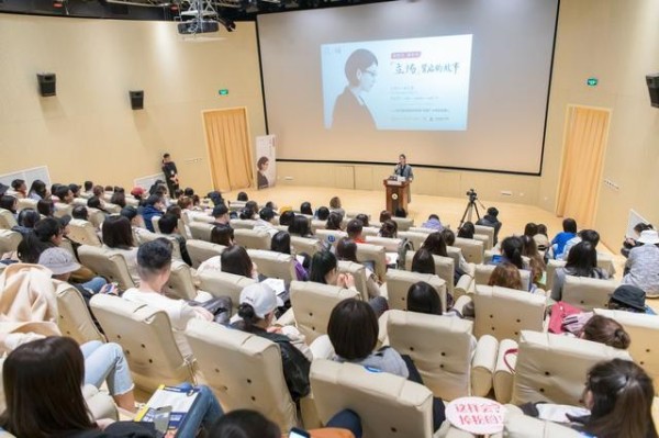 和俞灏明谈“死亡”，问周杰“易遭批评”，易立竞的《立场》