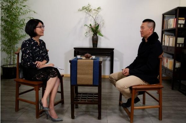 和俞灏明谈“死亡”，问周杰“易遭批评”，易立竞的《立场》