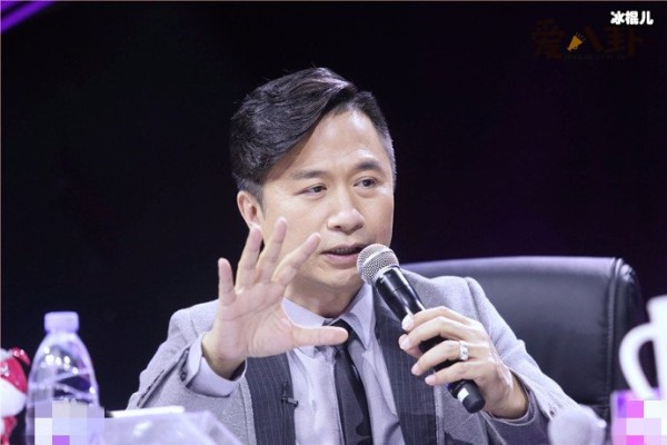 黄舒骏有过几次婚史? 和小24岁娇妻怎么认识的!