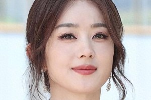 赵丽颖新剧扑街颜值却逆袭?黑发造型如何拯救她的时尚气质