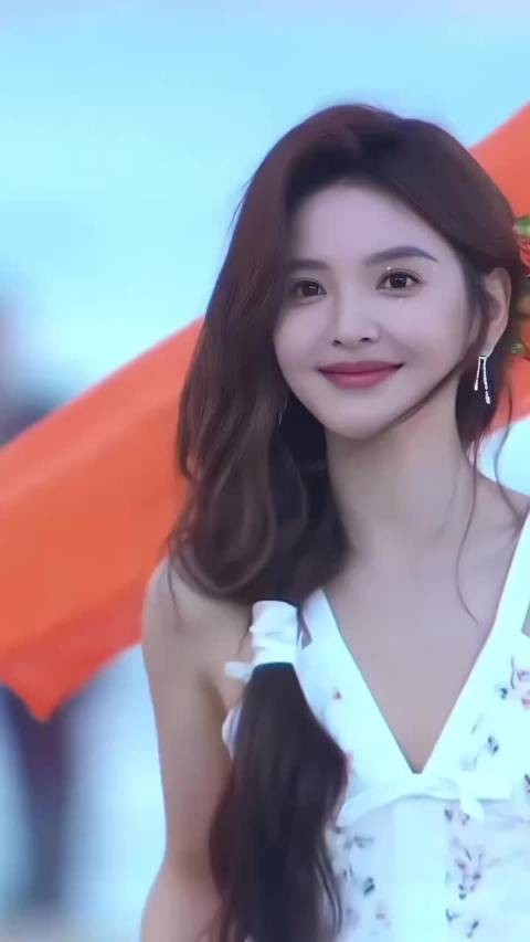 章若楠气质型美女,越来越顺眼了