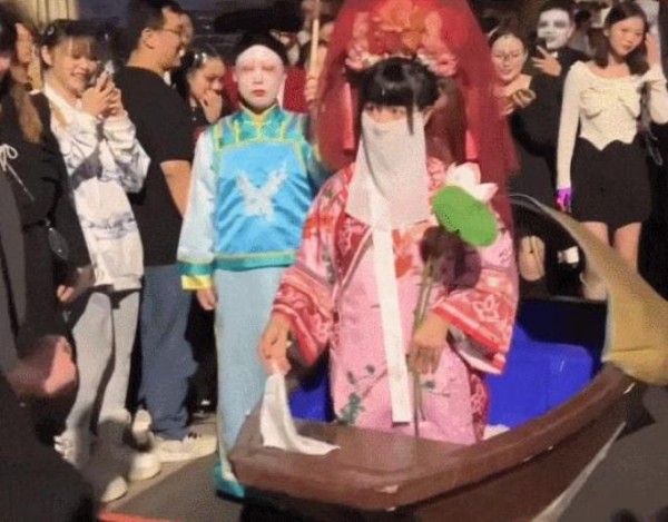 火遍全网的上海万圣节“名场面”频出！律师紧急提醒……