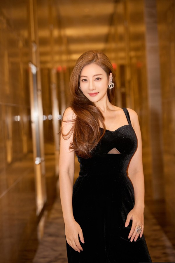 9aff73a0871a6c35ce2cb4188de4d3d.jpg