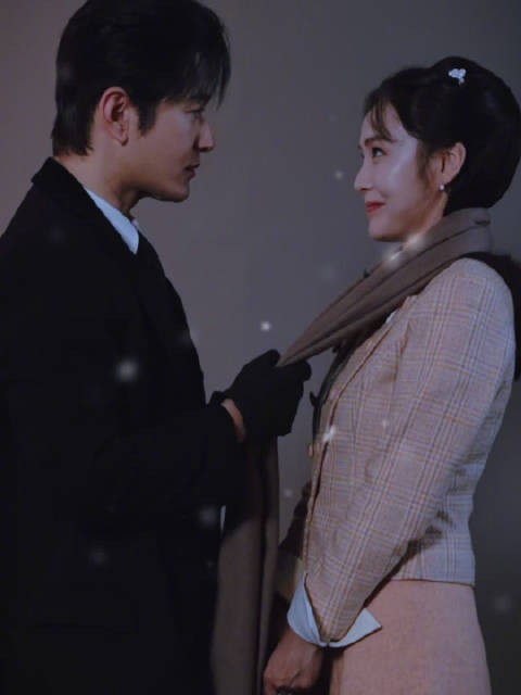 “下班了，今晚我要带你去看电影” @黄晓明