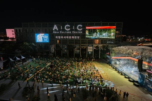 韓國演唱會舞台震撼場景