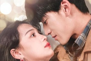 容嬷嬷穿越成容云如何逆袭商界并收获爱情?