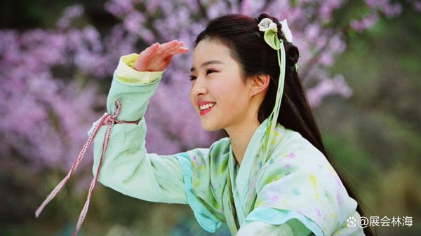 不拼数量拼质量！刘亦菲出道23年仅9部作品