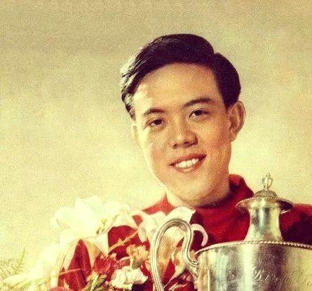 中国体坛十大传奇巨星：成就与荣誉
