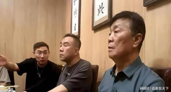 揭秘杨议15位徒弟，只有3个半说相声，外行为何拜师？