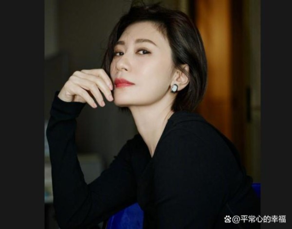 贾静雯发文悼念去世爱犬 明星宠物引发热议
