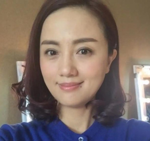 朱媛媛一家3口生活照曝光，细节太催泪，知情人曝其女儿情况！