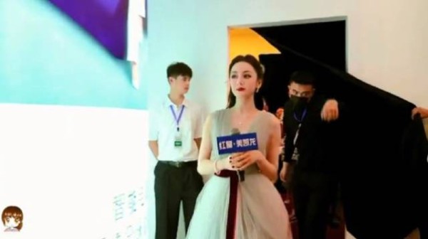 迪丽热巴现场透露希望家如想象中一样