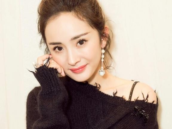 杨幂最美的五张图片,每一张都美出了新高度最后一张简直太迷人了