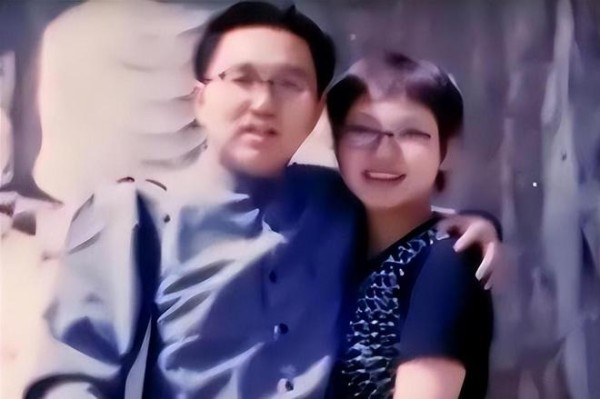 演员丫蛋坦言，嫁句号是此生无悔决定，幸福婚姻太让人羡慕！