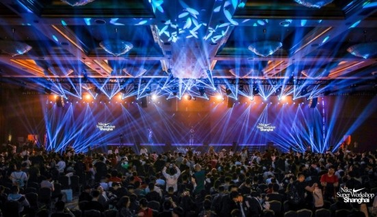 NIKE超级盛典 八克白BULKBAY点燃“RTD蛋白补充”热潮