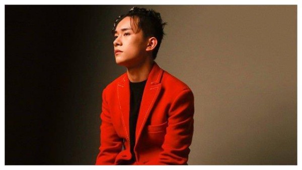 易烊千玺为何如此火？网友：即使以后我不再追星，也期待他的未来