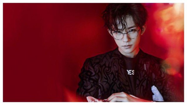 易烊千玺为何如此火？网友：即使以后我不再追星，也期待他的未来