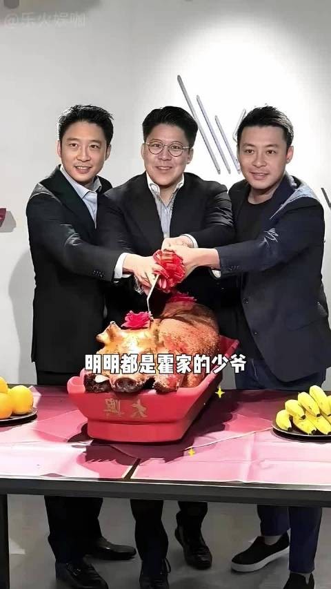 同是霍震霆儿子，为何霍启刚大婚请半壁江山，霍启仁结婚无声息