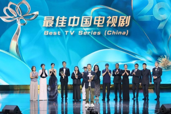 胡歌以《繁花》2获白玉兰奖视帝 周迅击败唐嫣拿下视后