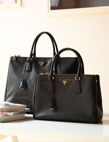 Prada：不只是包包，更是一种生活态度——揭秘意大利奢侈品牌Prada的传奇历程