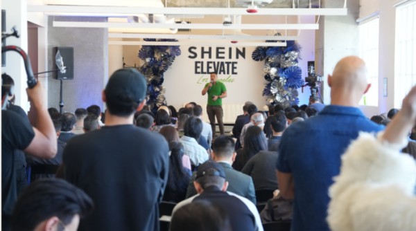 在此前的跨境电商行业活动中，从业者们挤爆会场听“干货”