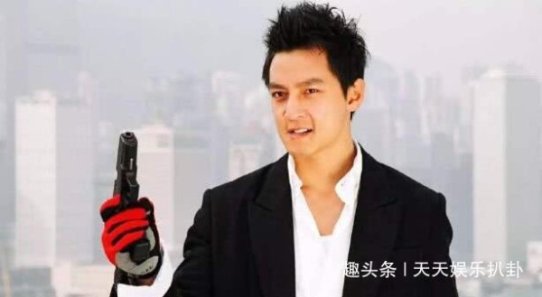 发际线对明星颜值有多重要？杨幂吴彦祖不算啥，看完陈奕迅心塞