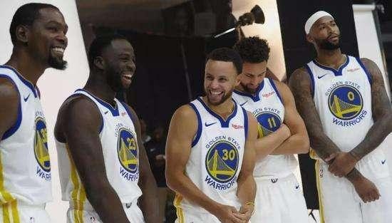 NBA近20年夺冠阵容最差的球队！靠这样的阵容也夺冠，真是没谁了