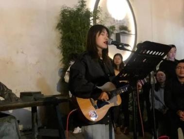 如果回忆容易我会想你念你什么歌 完整歌词和原唱 第2张