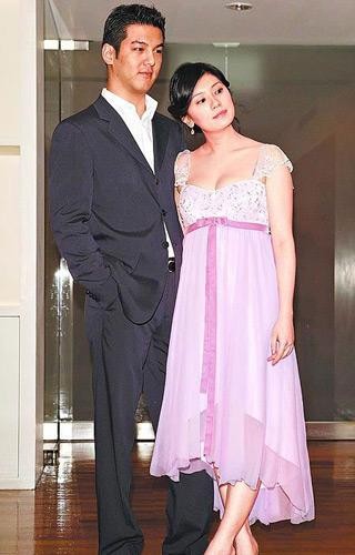 细数娱乐圈从恩爱夫妻到仇人的十大明星情侣