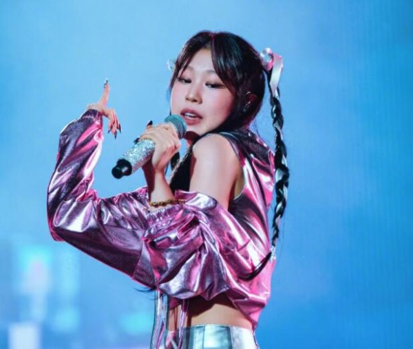 小沈阳女儿NINA回应出道争议：负面声音已是家常菜 会加倍努力