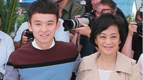 王京花：内地第一经纪人