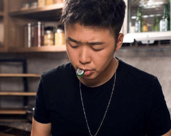 盘点娱乐圈大火后就变味被网友骂的10大明星: 最后两位难以翻身