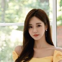 黄明昊点评杜华穿搭 ...