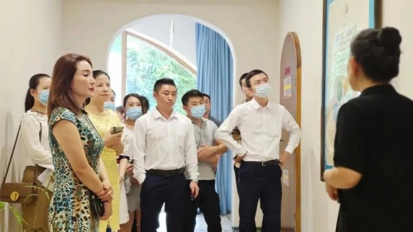 海南明星置业与熙康云舍签订战略合作协议