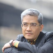 【娱乐圈名人不透过传...