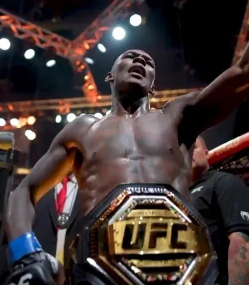 阿迪萨亚(Israel Adesanya)个人资料介绍，他是哪国人有哪些成就？