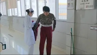 优质护理服务明星护士 张霞影:爱一行,才能做好一行!