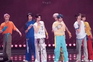 时代少年团<a target=