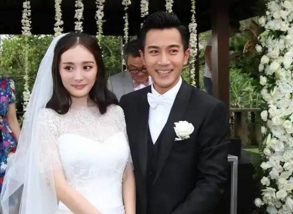 杨幂工作照
