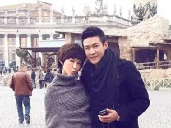 郭京飞不红的时候与陆毅回娘家，丈母娘：快去给陆毅做饭，他饿了