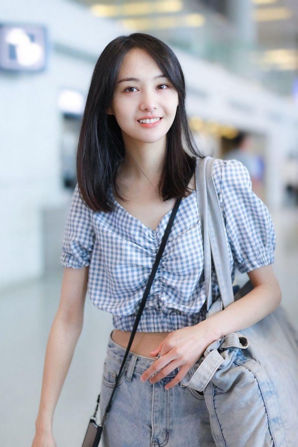 从李梦长文致谢看运动员公关：明星如何用社交媒体维护公众形象？