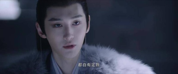 高秋旻历经磨难,脸上布满汗珠
