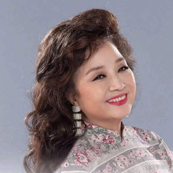 传奇歌后徐小凤：从武汉姑娘到华语乐坛常青树