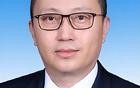 郑雁雄，履新职