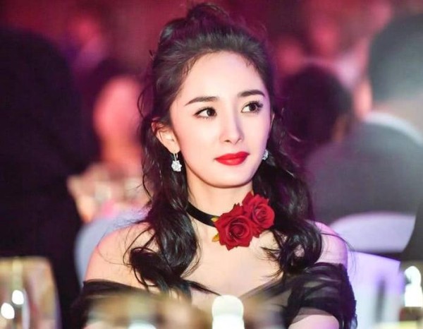 演员片酬那么高，这些钱到底是谁给的？希望引起人们反思